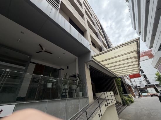 西隆翠妮提酒店優惠