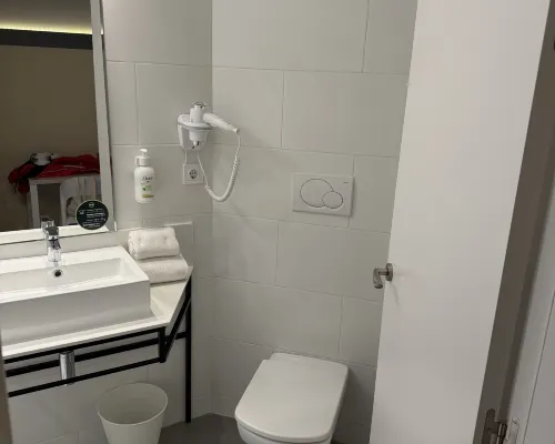 B&B Hotel Girona 2 الغرف Photos