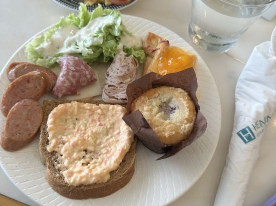 赫納恩尊貴海灘度假飯店優惠