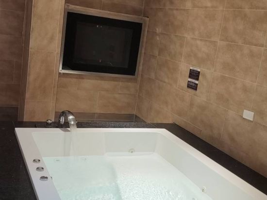 高雄薇風精品汽車旅館楠梓館優惠