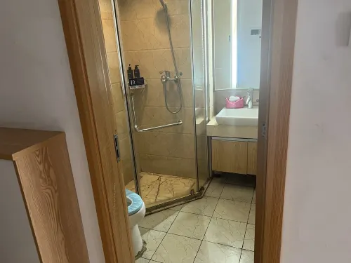 Jiaze Ruijinjiangjing Guest House (Chongqing Jiefangbei Hongya Cave Branch) Zimmer Photos