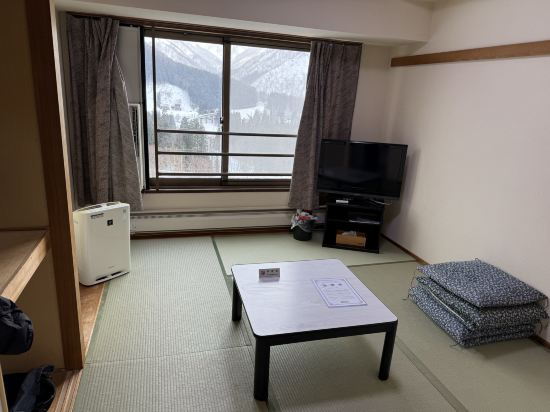 ホテル エンゼルグランディア越後中里温泉 クーポン