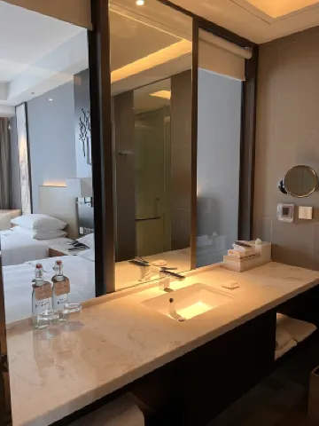 Batam Marriott Hotel Harbour Bay Rooms Photos