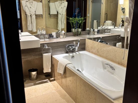 馬卡蒂費爾蒙酒店優惠