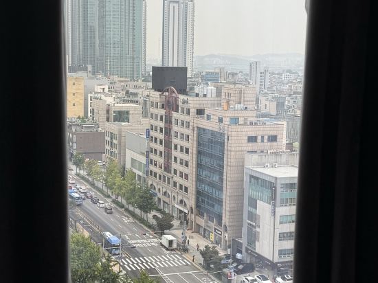 裏瑟傲途格精選酒店優惠