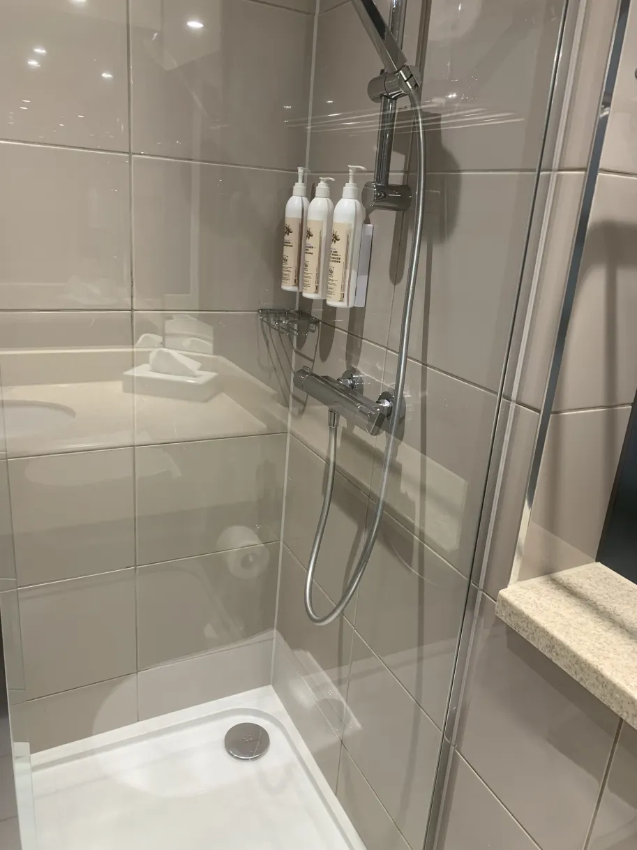 Delta Hotels Bristol City Centre Rooms Photos