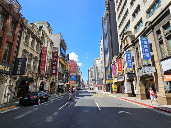 路境行旅-府前館優惠