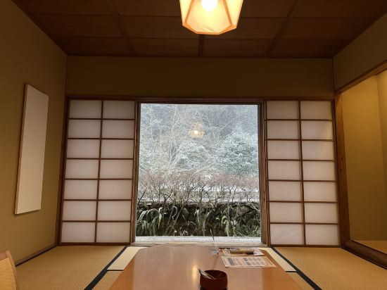 嬉野温泉　椎葉山荘 クーポン