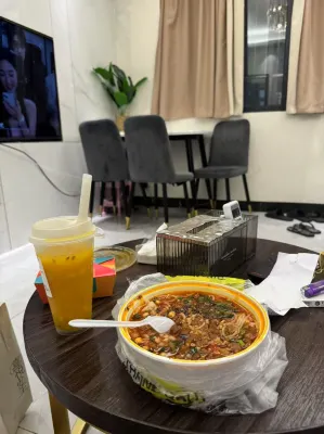 Shiyejian Designer Apartment (Beijing Road Subway Station) Ăn uống Photos