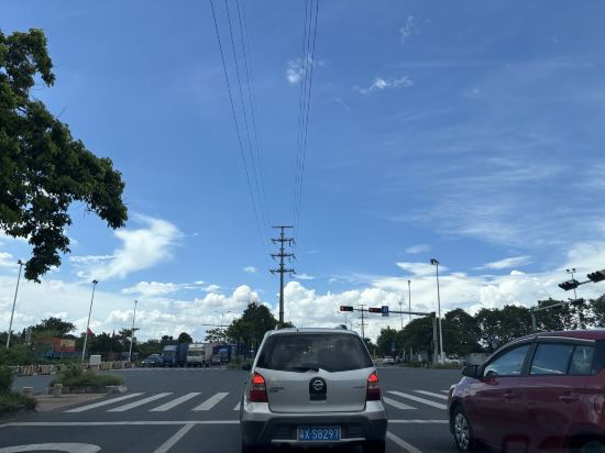 順德華美達酒店（佛山樂從傢俱城店）優惠