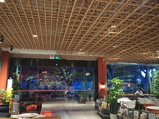 深圳南油花園城購物中心RANZ蘭茲飯店優惠