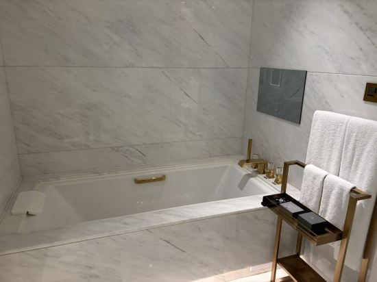 J酒店上海中心優惠