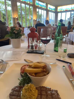 Golf Hotel René Capt Makanan Photos