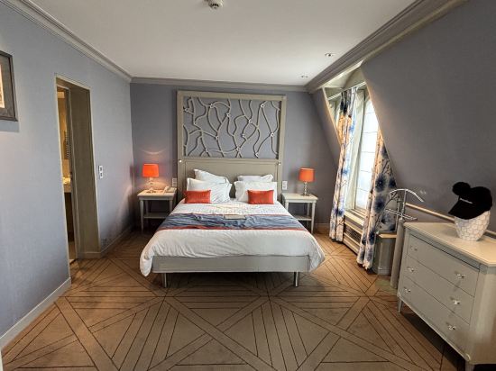 巴黎凱旋門星型廣場輝煌酒店優惠