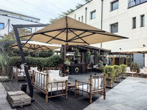 Neo Hotel Öffentliche Flächen Photos