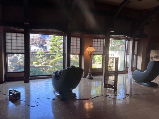 八ツ三館 クーポン