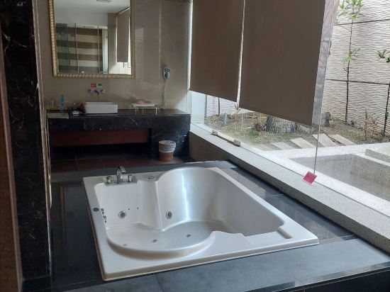 Q Motel 汽車旅館優惠