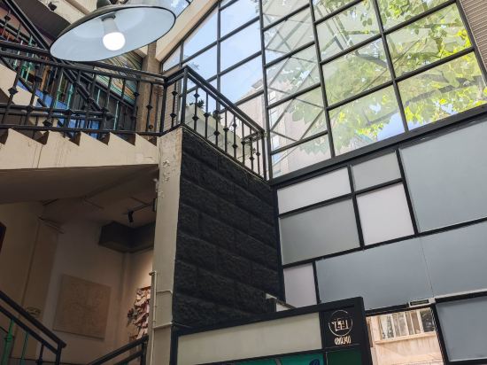 i野·傾城國際青年旅舍（昆明翠湖南屏步行街店）優惠