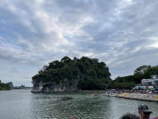 桂林象鼻山港舍飯店（兩江四湖店）優惠