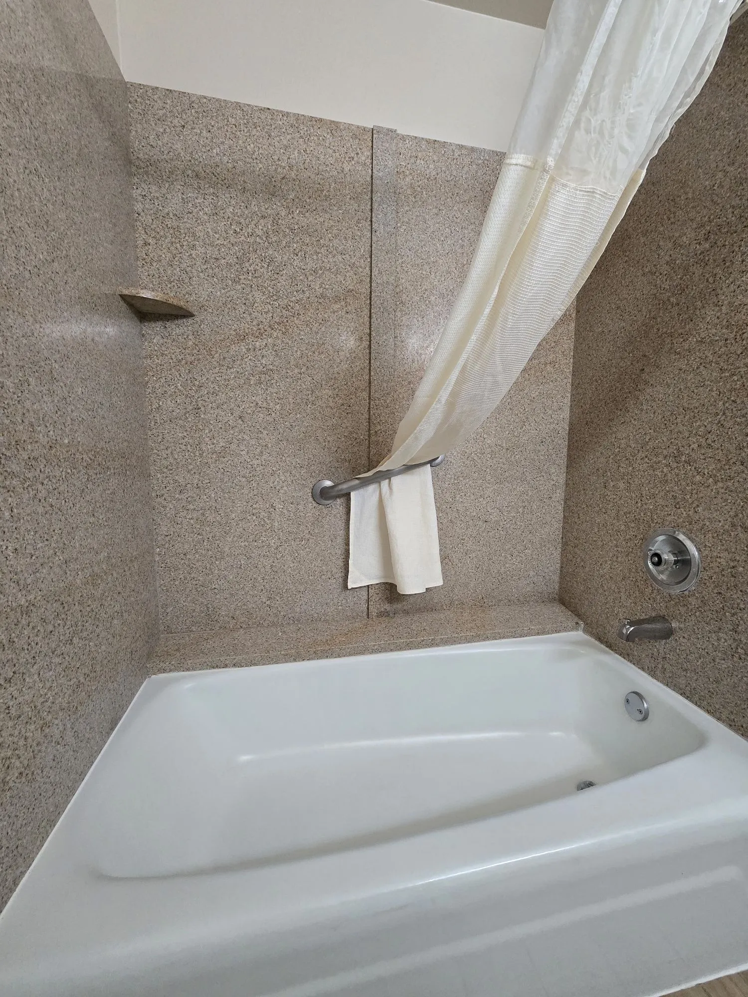 Best Western Village Inn Rooms Photos