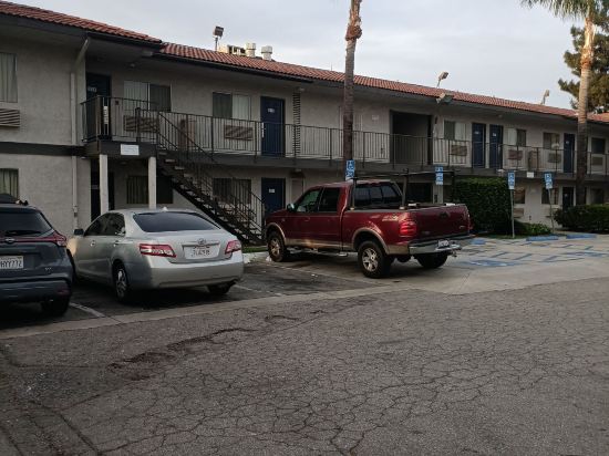 洛杉磯 - 羅蘭崗6號汽車旅館優惠