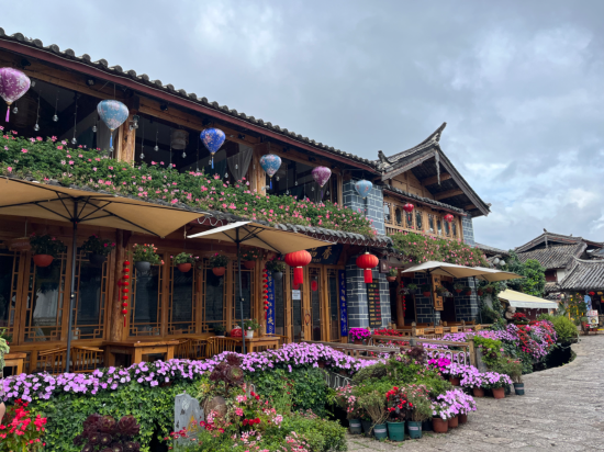 麗江雲慢·石溪民宿（古城大水車店）優惠