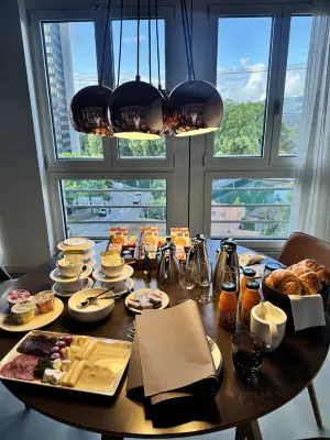 EMA之家套房飯店 餐飲 Photos