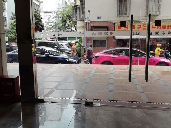 莫泰酒店（深圳來福士廣場南油地鐵站店）優惠