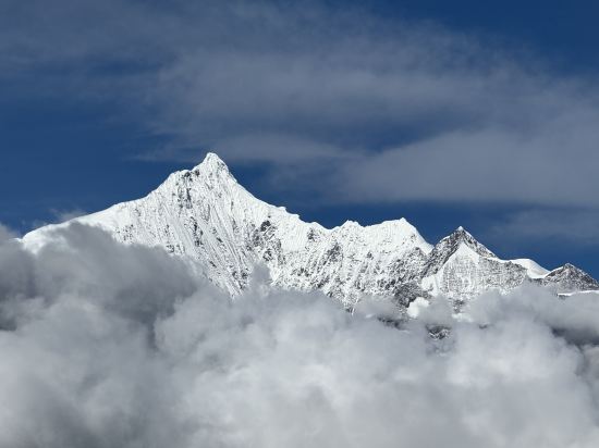 德欽飛來寺品松措飯店優惠