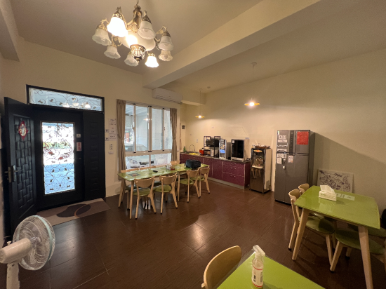 輕旅村-好客旅宿（電梯民宿）優惠