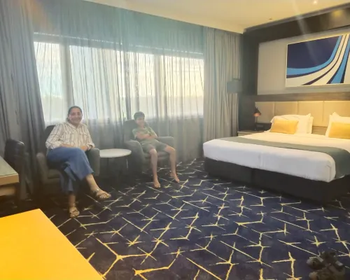 Mercure Sydney Liverpool Rooms Photos