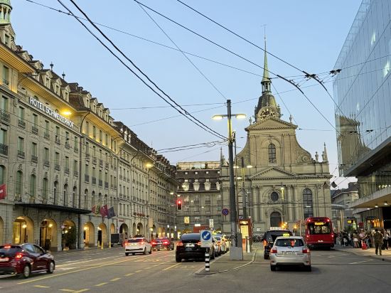 施偉澤霍夫伯爾尼酒店和温泉中心-立鼎世集團優惠