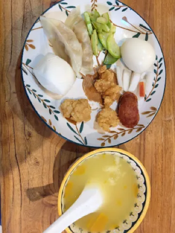 Fusheng Half-Day Xianqingju (Jiuzhaigou Eternal Love Store) Mahlzeiten Photos