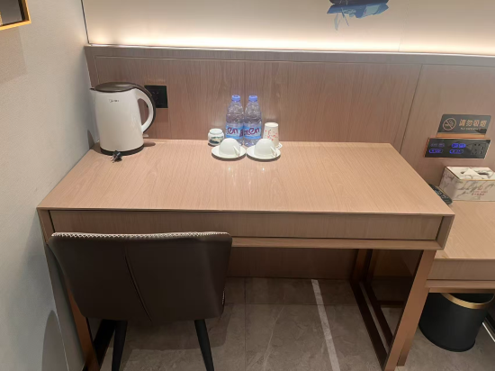 萊卡登飯店（深圳福田口岸沙尾地鐵站店）優惠