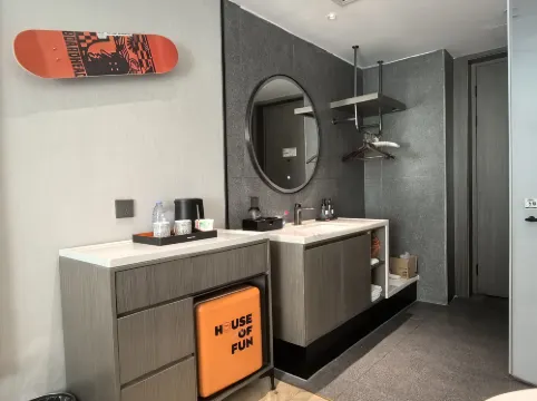 FUNGEE S Hotel (Changsha IFS, Chaozong Street Historical and Cultural Block, Changsha) الغرف Photos