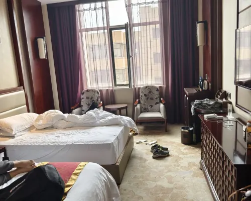 Popeye Holiday Inn Номера Photos
