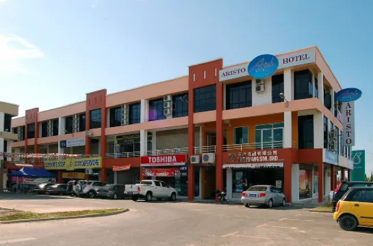 Aristo Hotel Ngoại thất Photos