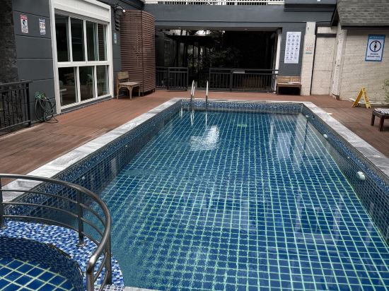 艾特居住素萬那部酒店優惠