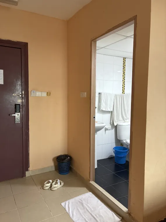 Aristo Hotel Phòng Photos