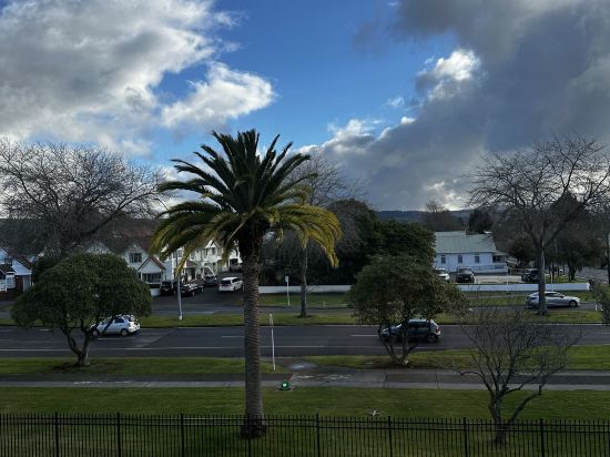 羅託魯瓦國敦酒店優惠