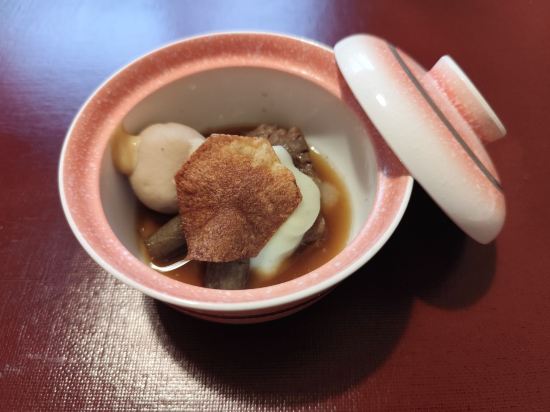 緑と渓流に抱かれた美肌温泉の宿　霧島温泉静流荘 クーポン