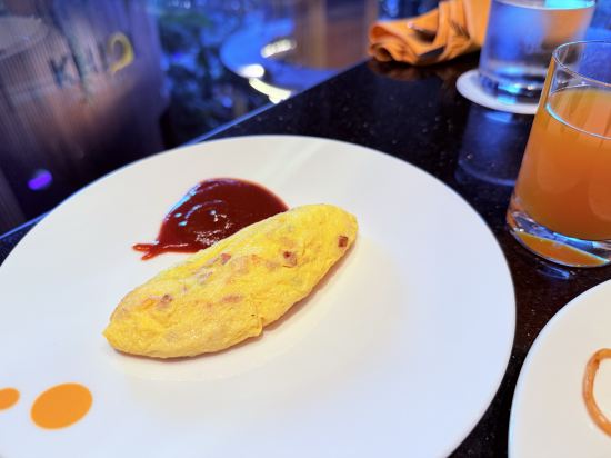 日月, 河畔飯店優惠