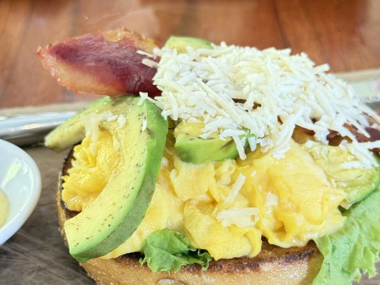 庫塔阿姆納雅酒店優惠