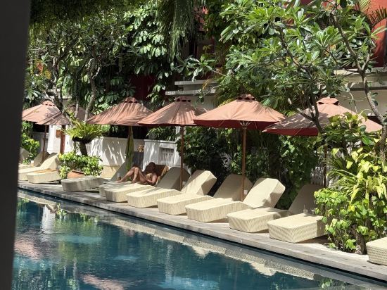 庫塔阿姆納雅酒店優惠