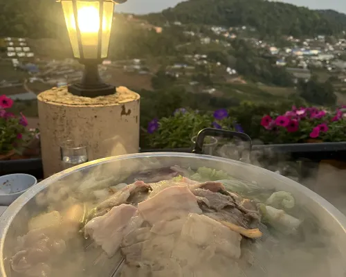 Mon View Ngam Dining Photos