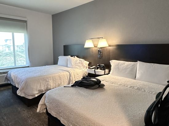 阿納海姆度假村會議中心歡朋套房酒店優惠