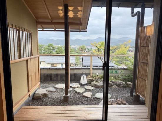 京都　嵐山温泉　渡月亭 クーポン