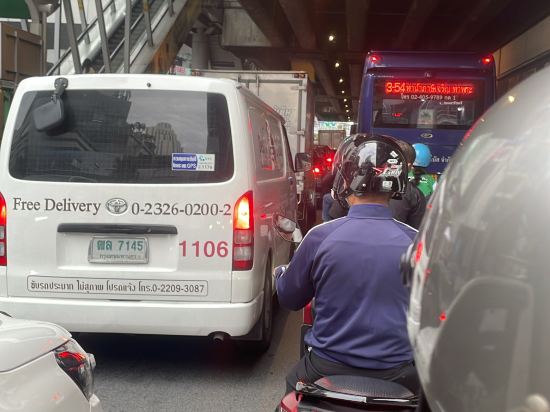 曼谷素坤逸 11 巷彩鴻飯店優惠