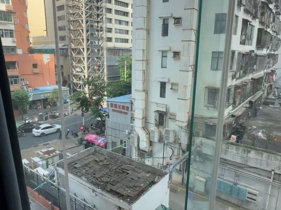 盈舍輕奢酒店（深圳東門國貿地鐵站店）優惠