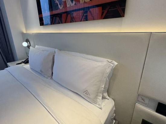 Aspera高空花園全景飯店（解放碑洪崖洞店）優惠